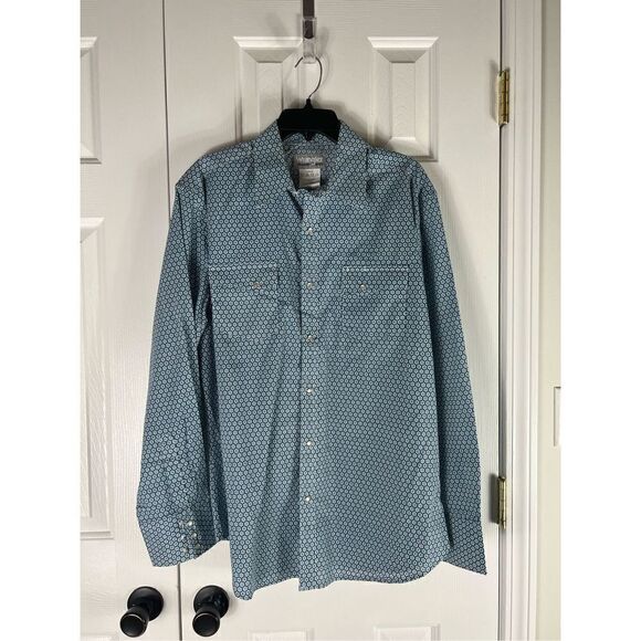 NWOT Wrangler Mens Button Down Pearl Snaps Shirt L - Picture 1 of 3